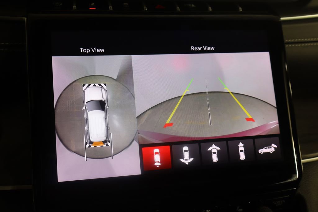 Used 2024 Jeep Grand Cherokee Limited w/ Luxury Tech Group II image 49