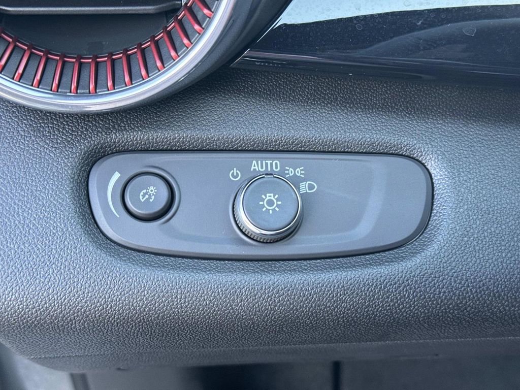 New 2026 Chevrolet Trax RS image 20