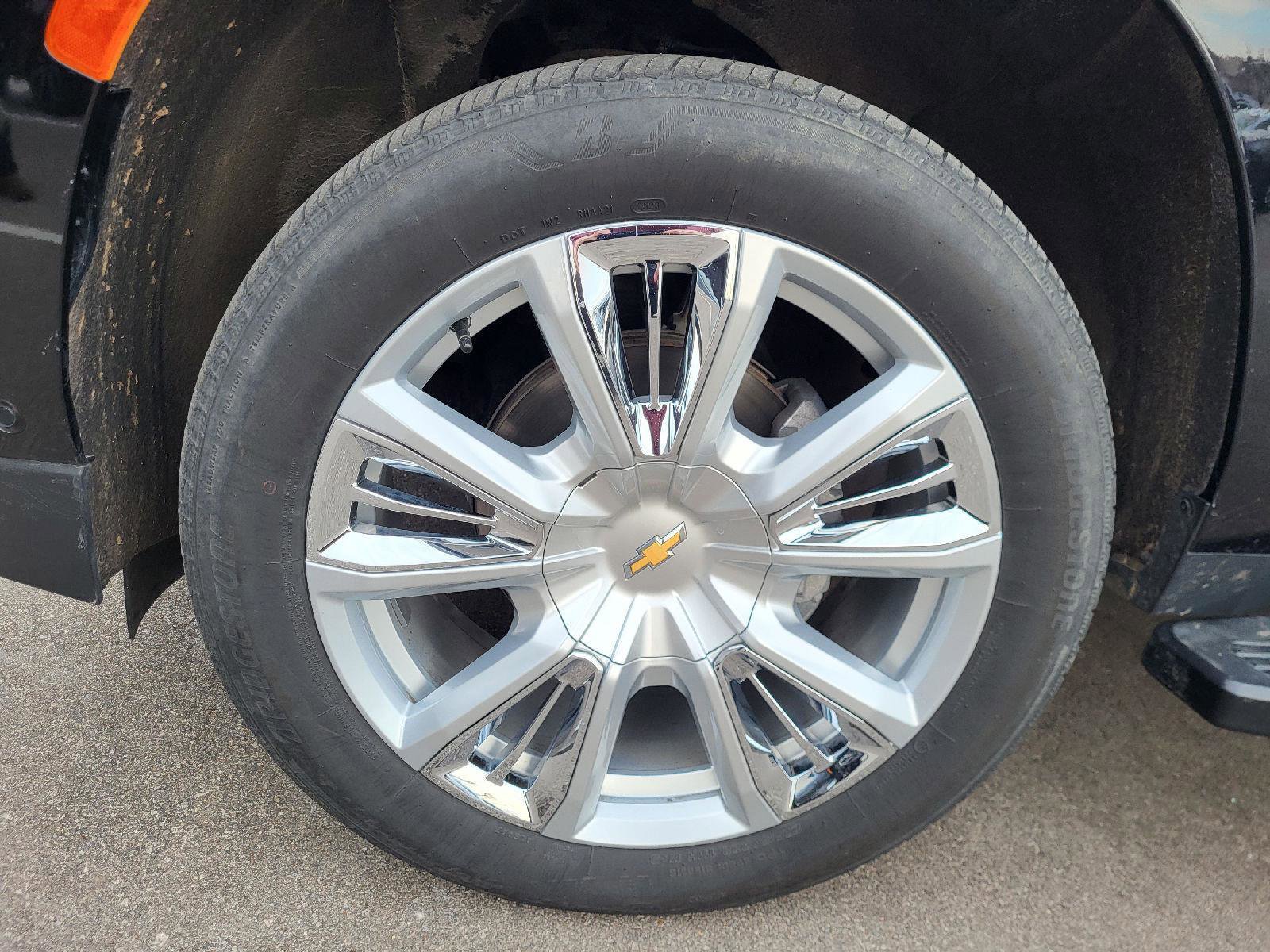 Used 2023 Chevrolet Tahoe High Country w/ Advanced Technology Package image 15