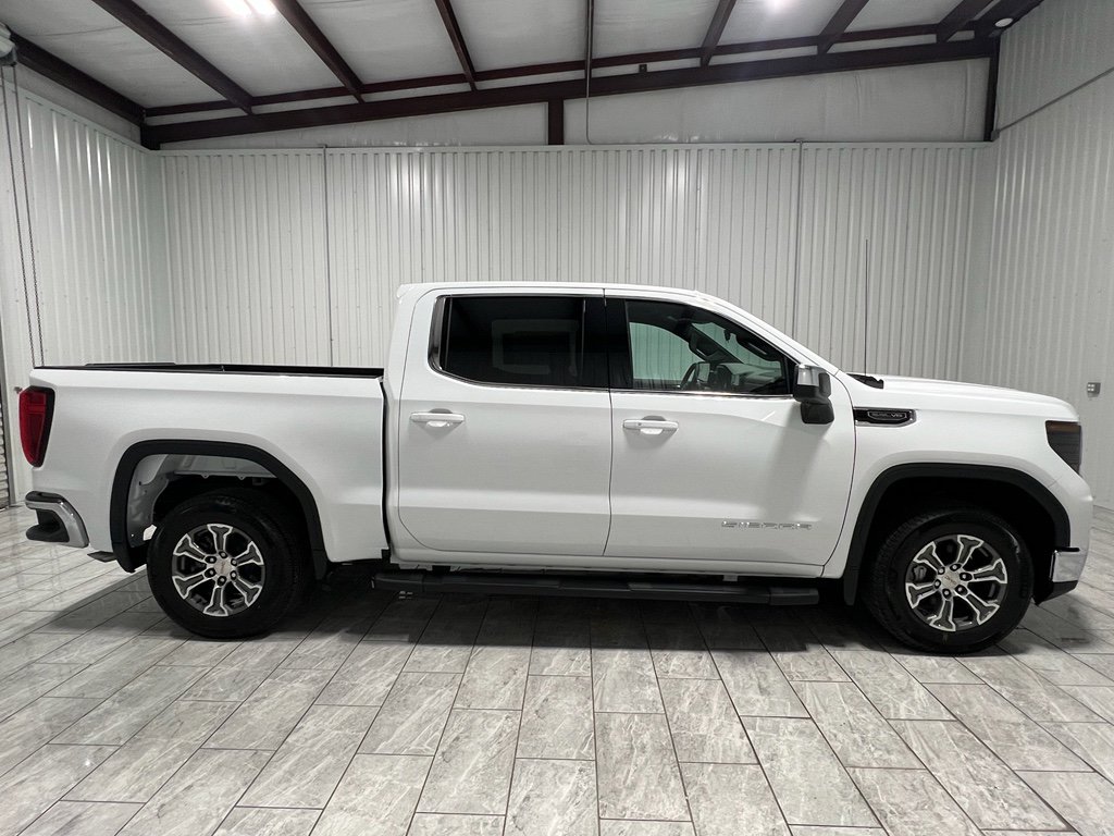 New 2026 GMC Sierra 1500 SLE image 6