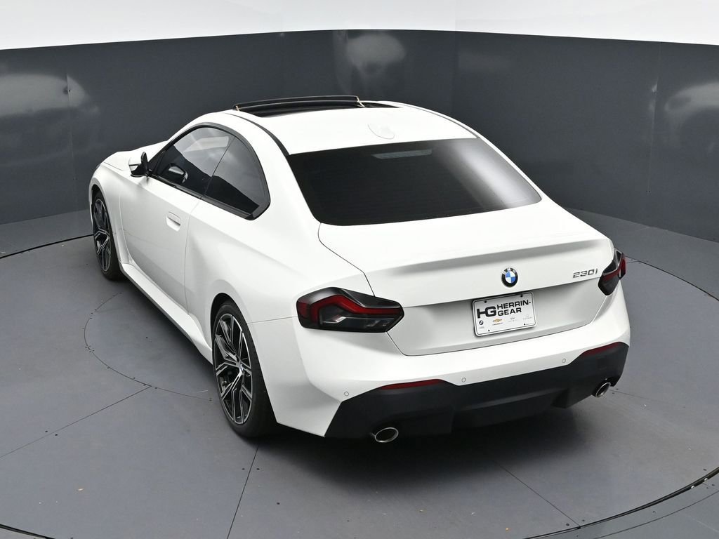 Certified 2024 BMW 230i Coupe w/ Premium Package image 31