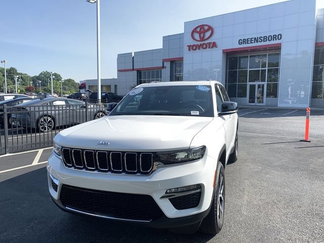 Used 2024 Jeep Grand Cherokee Limited w/ Trailer Tow Package AWD/4WD image 1