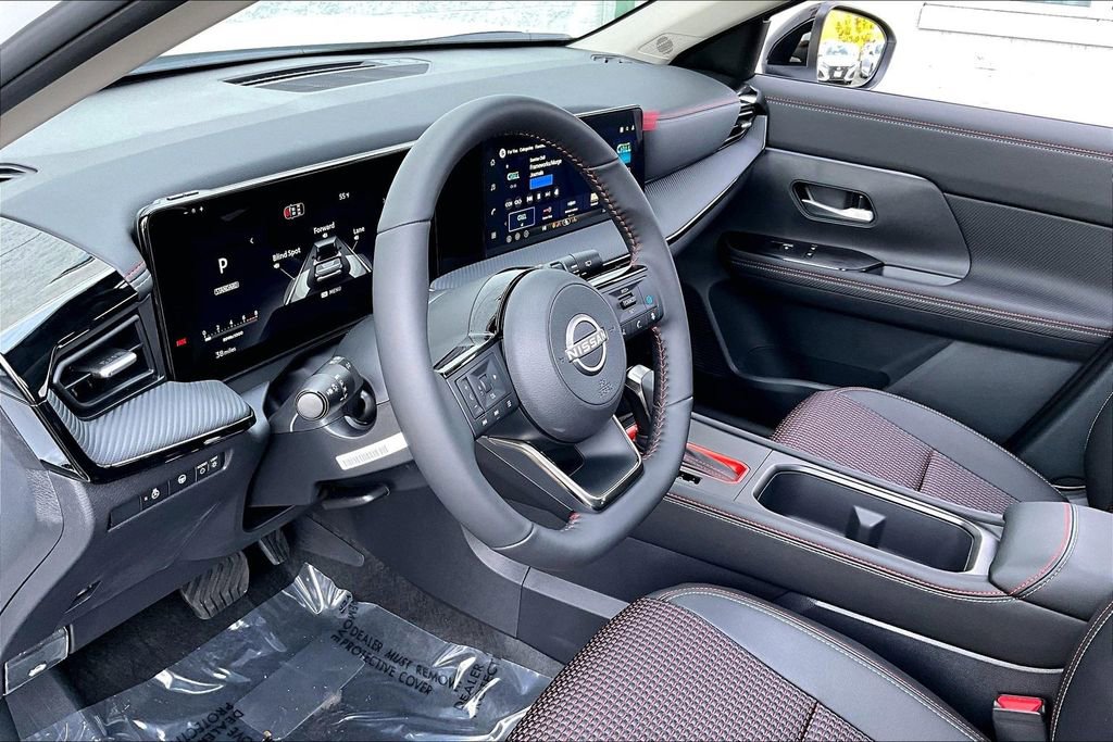 New 2026 Nissan Kicks SR w/ SR Premium Package image 7