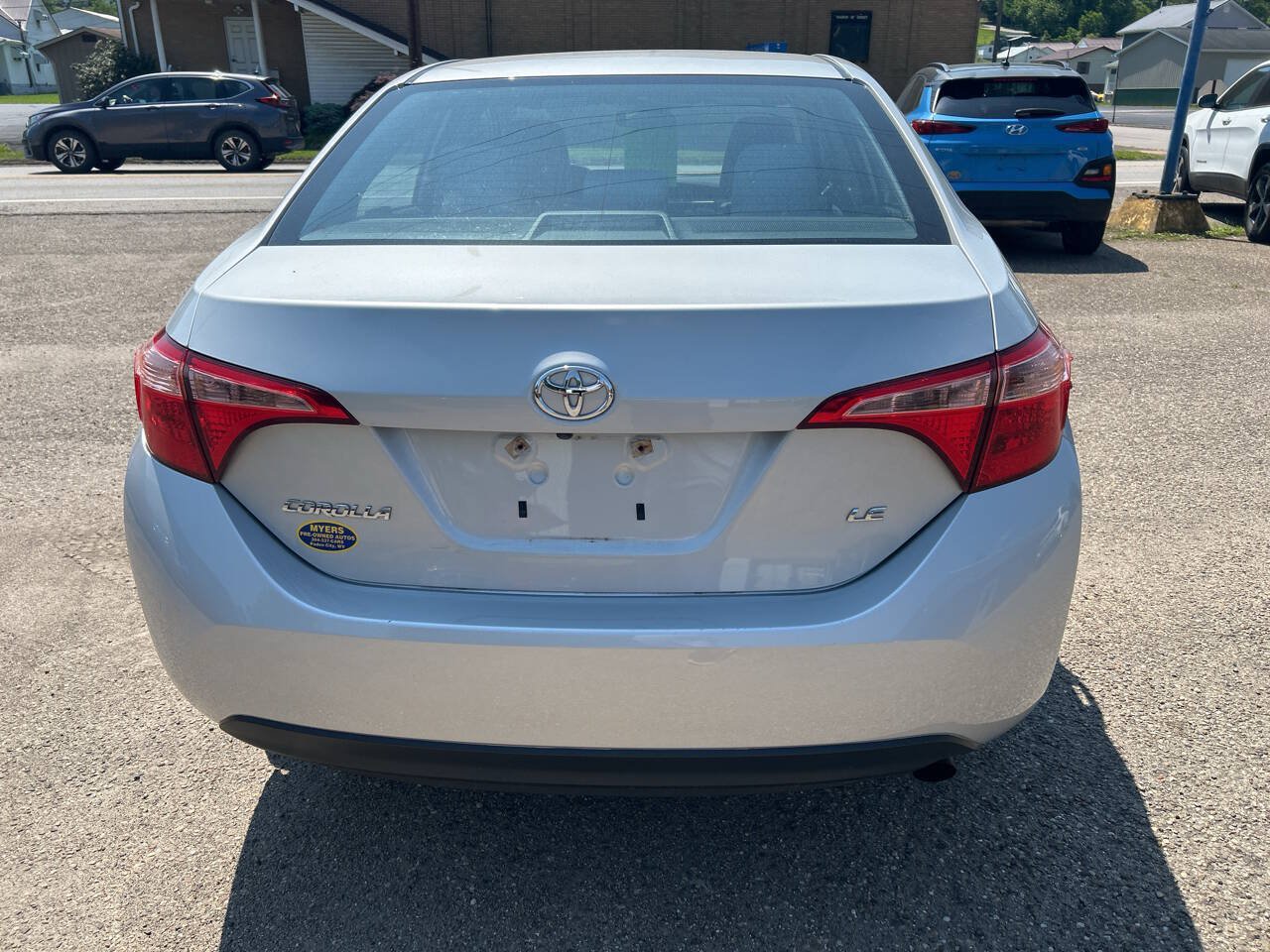 Used 2017 Toyota Corolla LE FWD image 5