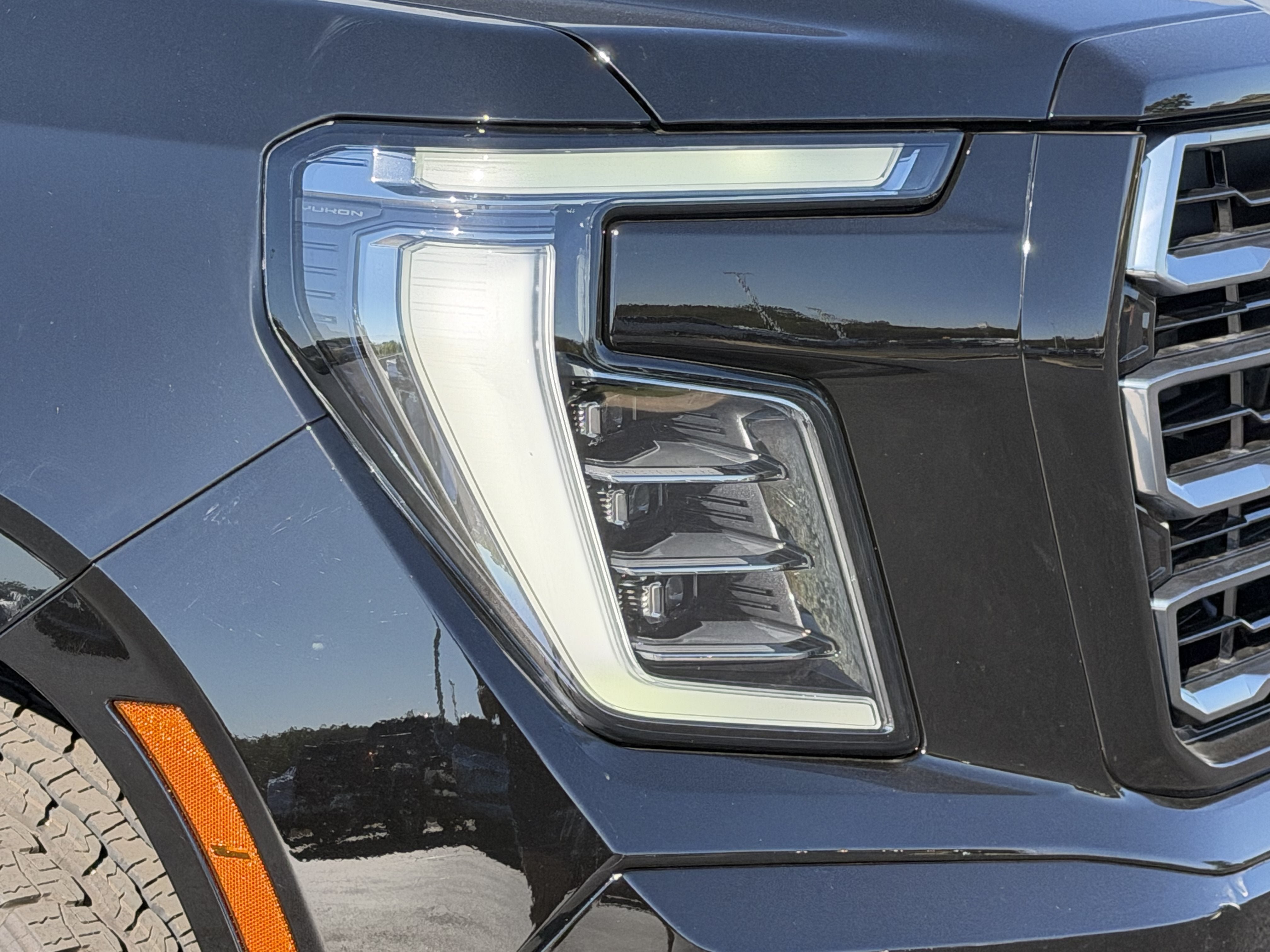 New 2027 GMC Yukon AT4 w/ AT4 Premium Plus Package AWD/4WD image 6