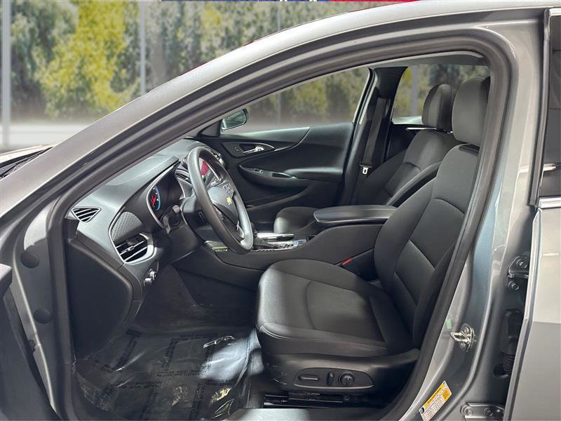 Used 2023 Chevrolet Malibu LT image 9