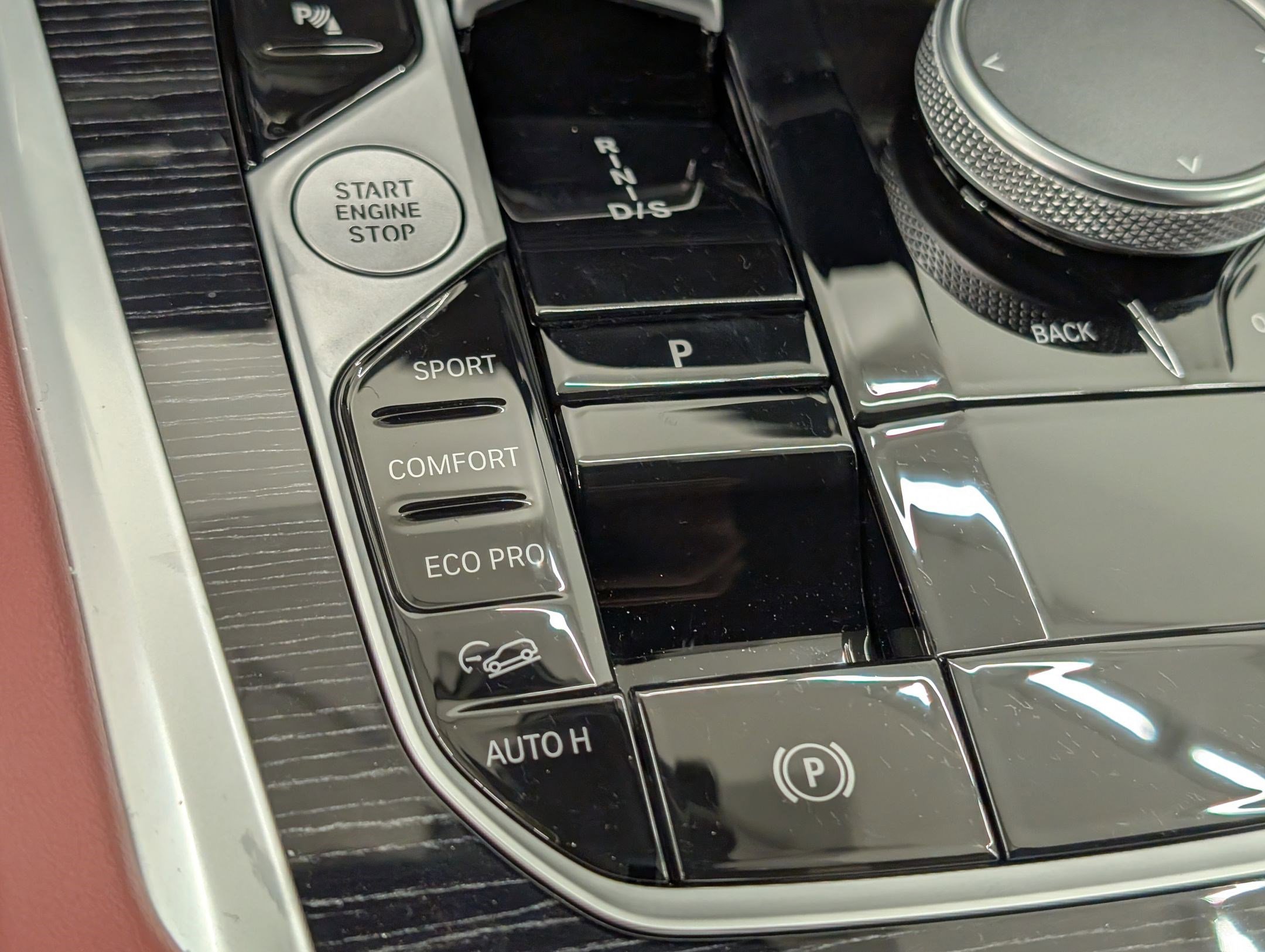 New 2026 BMW X6 xDrive40i image 25