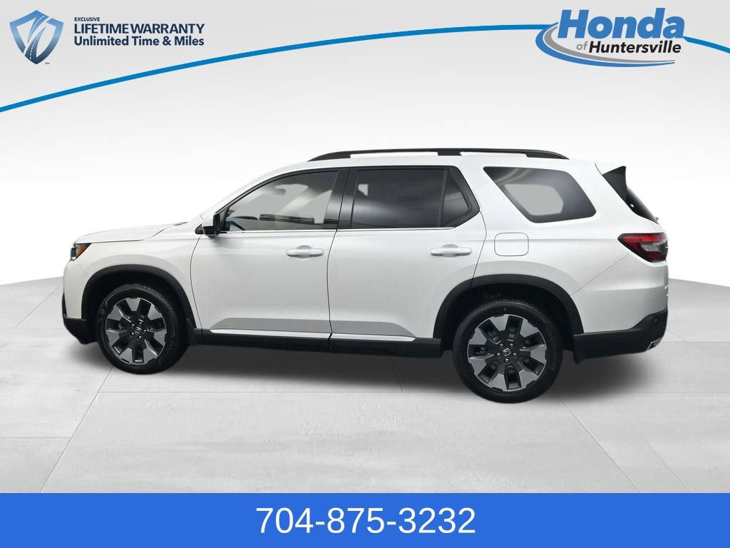 New 2026 Honda Pilot Touring image 7