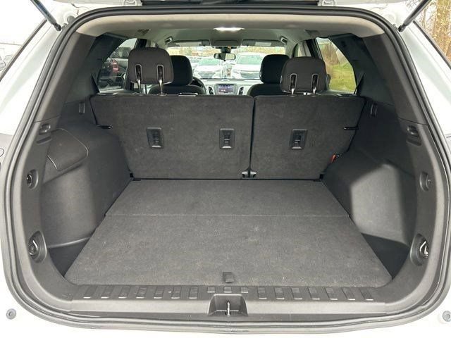Used 2020 Chevrolet Equinox LS w/ LS Convenience Package image 35