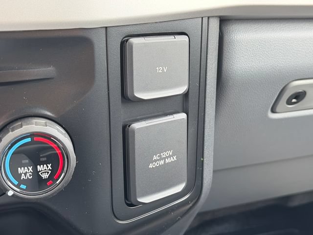 New 2026 Ford F550 4x4 Crew Cab image 19