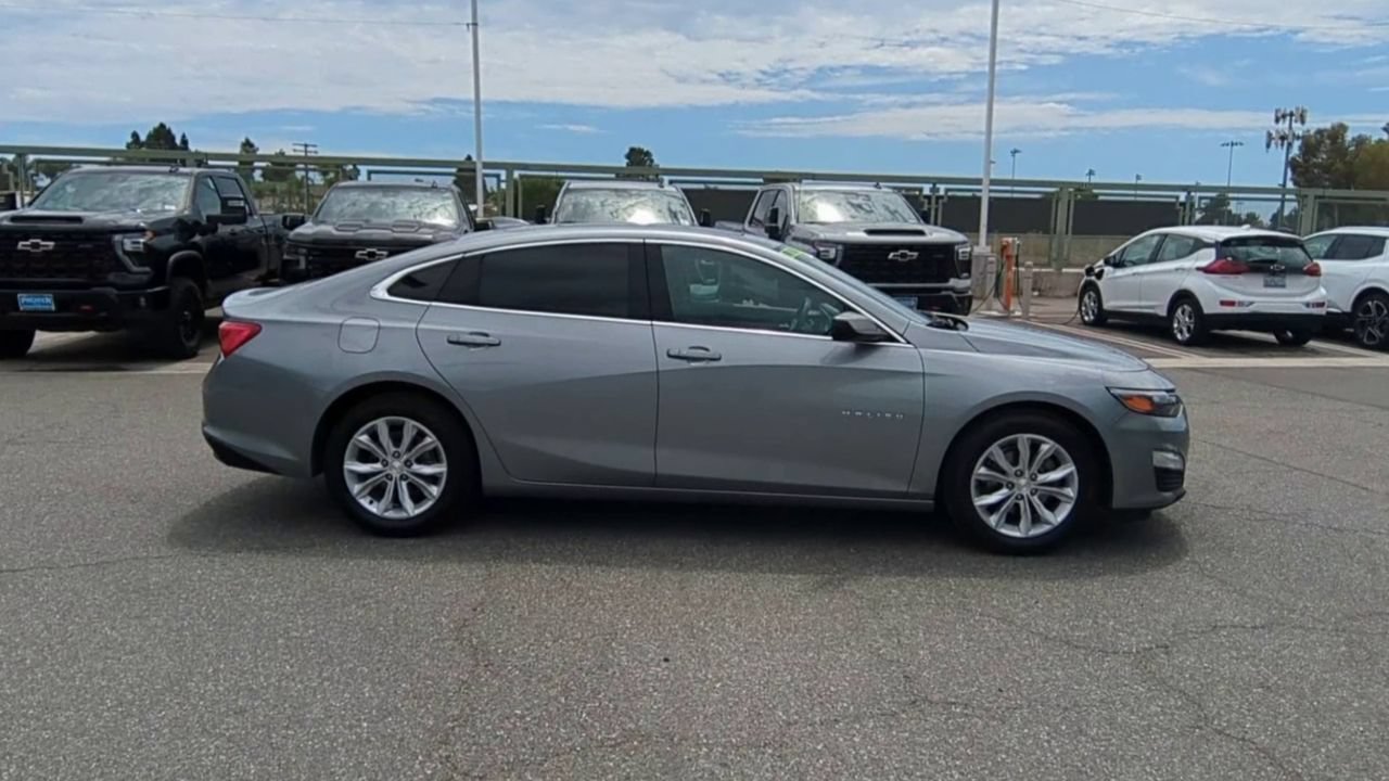 Used 2023 Chevrolet Malibu LT FWD image 9