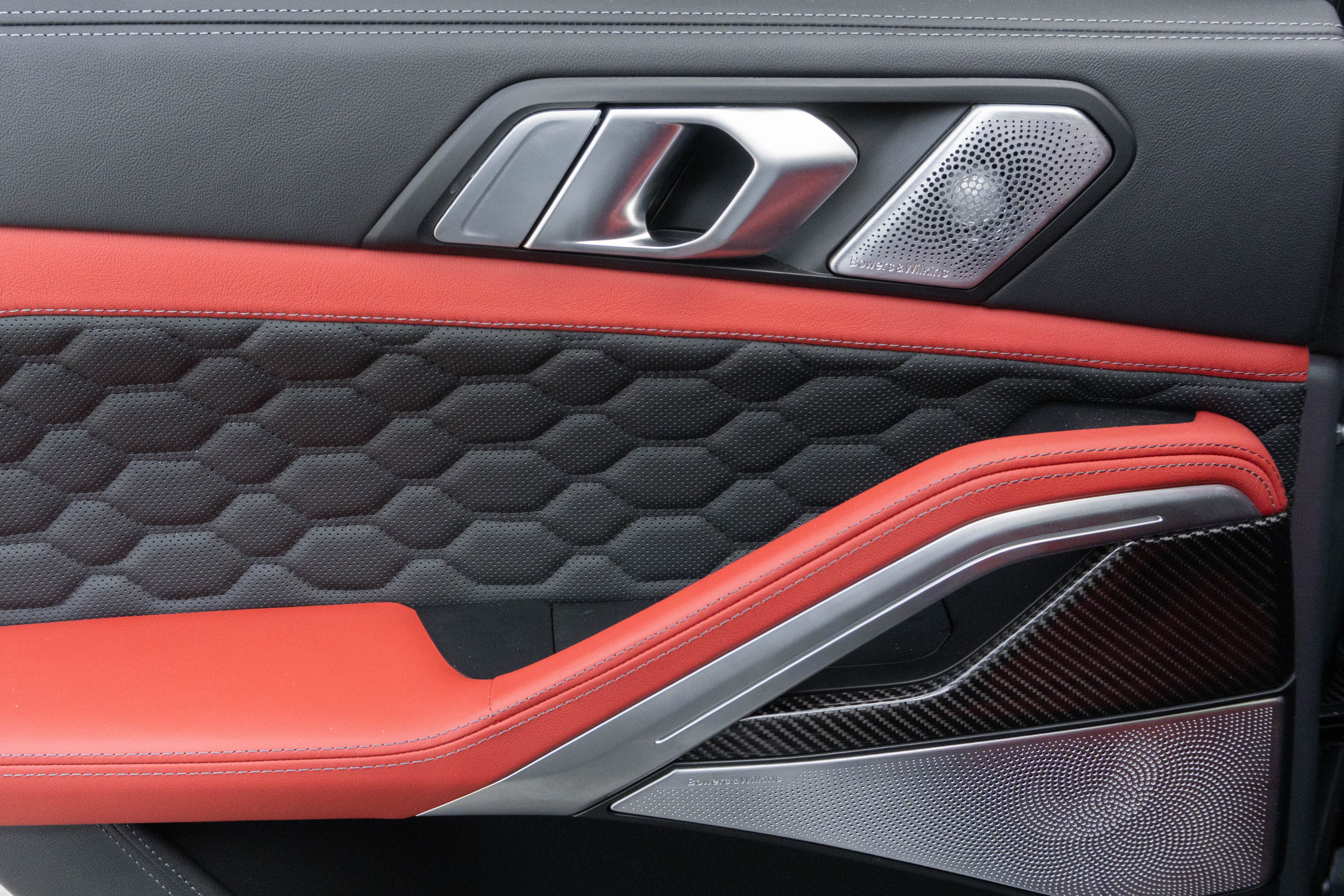 Used 2026 BMW X6 M Competition w/ Executive Package image 35