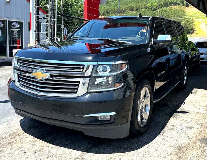 Used 2017 Chevrolet Suburban Premier image 1