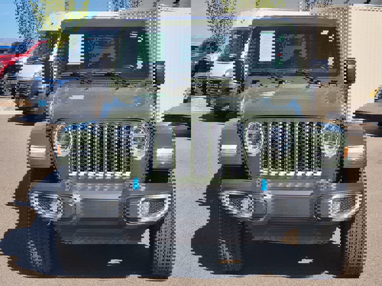 Used 2022 Jeep Wrangler Unlimited Sahara w/ Cold Weather Group video 2