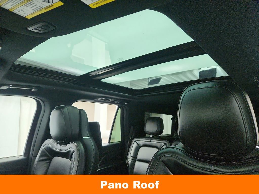 Used 2018 Lincoln Navigator L Reserve w/ Technology Package image 12