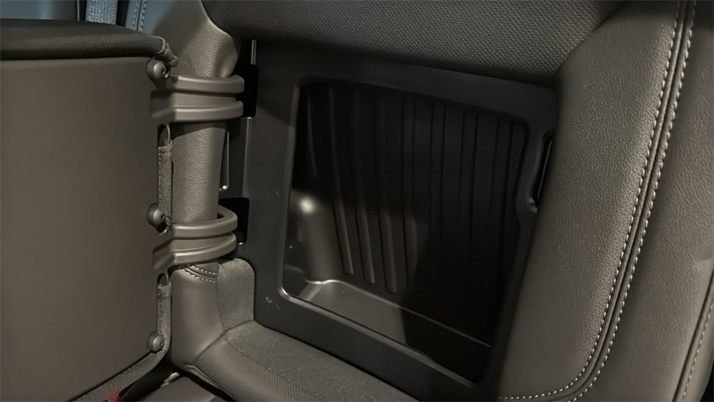 Used 2025 Chevrolet Silverado 1500 LTZ w/ LTZ Premium Package image 19