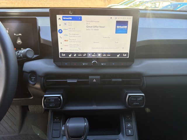 Used 2026 Toyota RAV4 SE AWD/4WD image 28