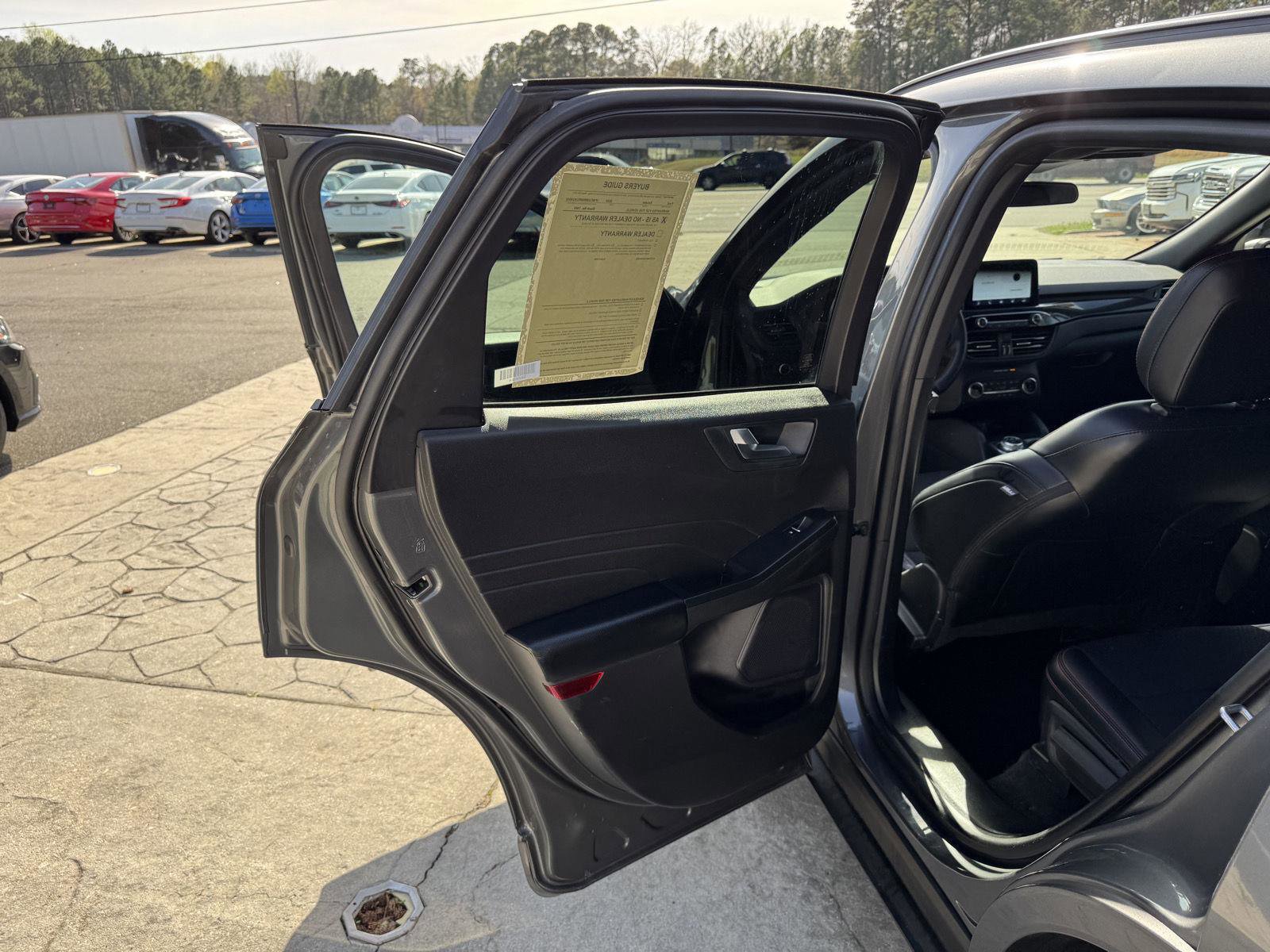 Used 2024 Ford Escape ST-Line image 7