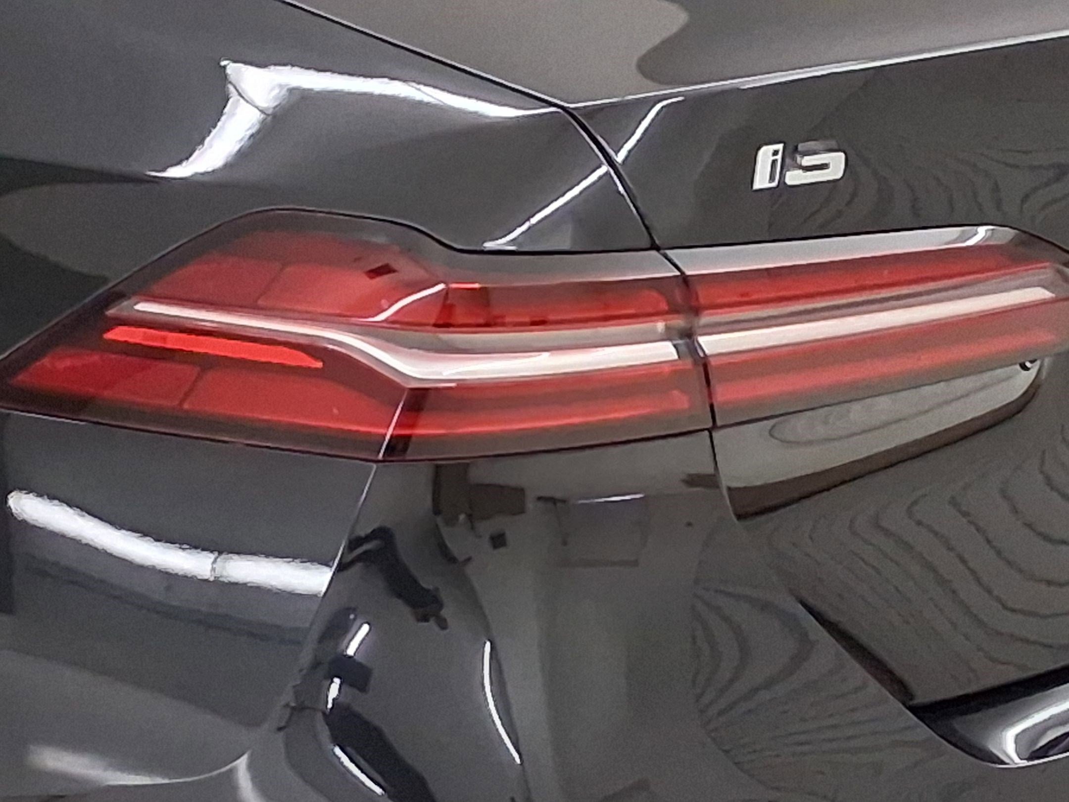 Certified 2024 BMW i5 eDrive40i RWD image 11