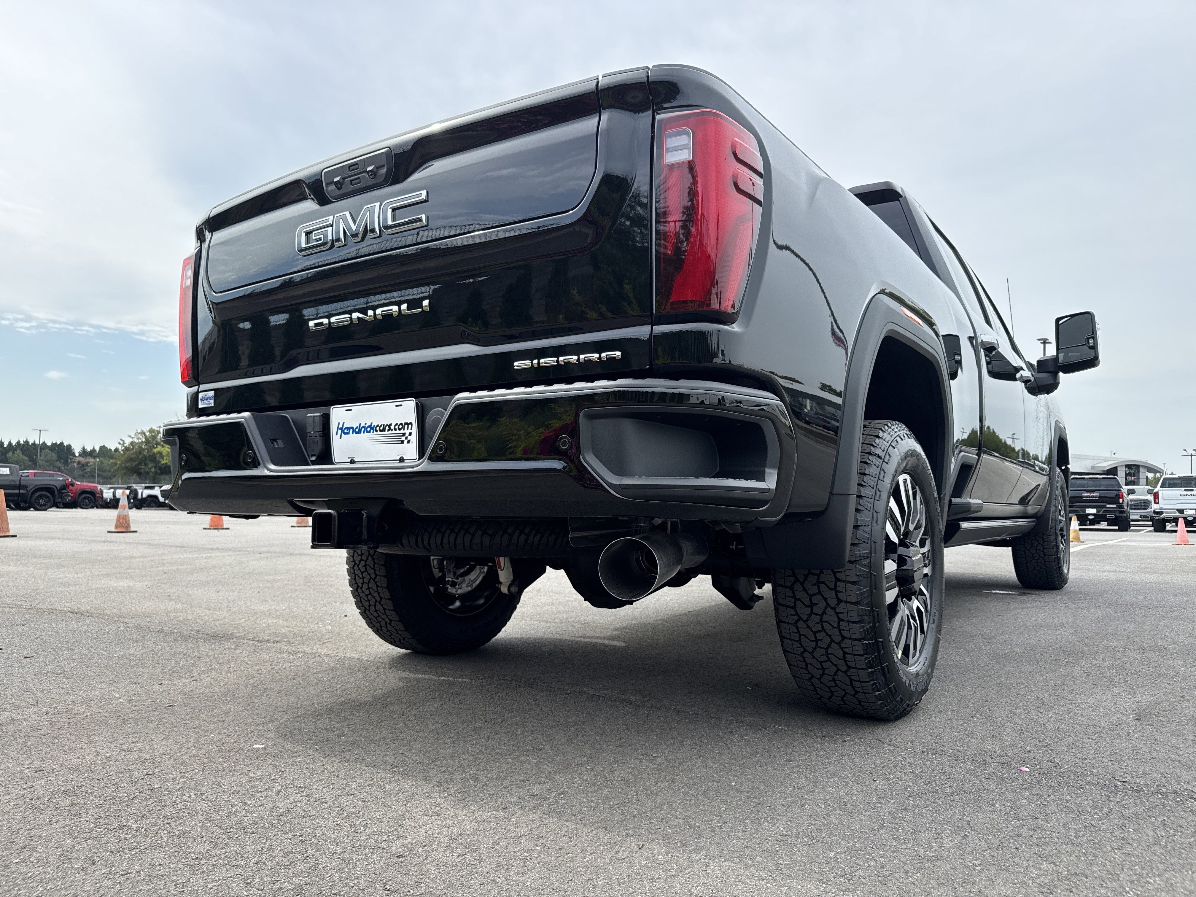 New 2026 GMC Sierra 2500 Denali Ultimate image 10