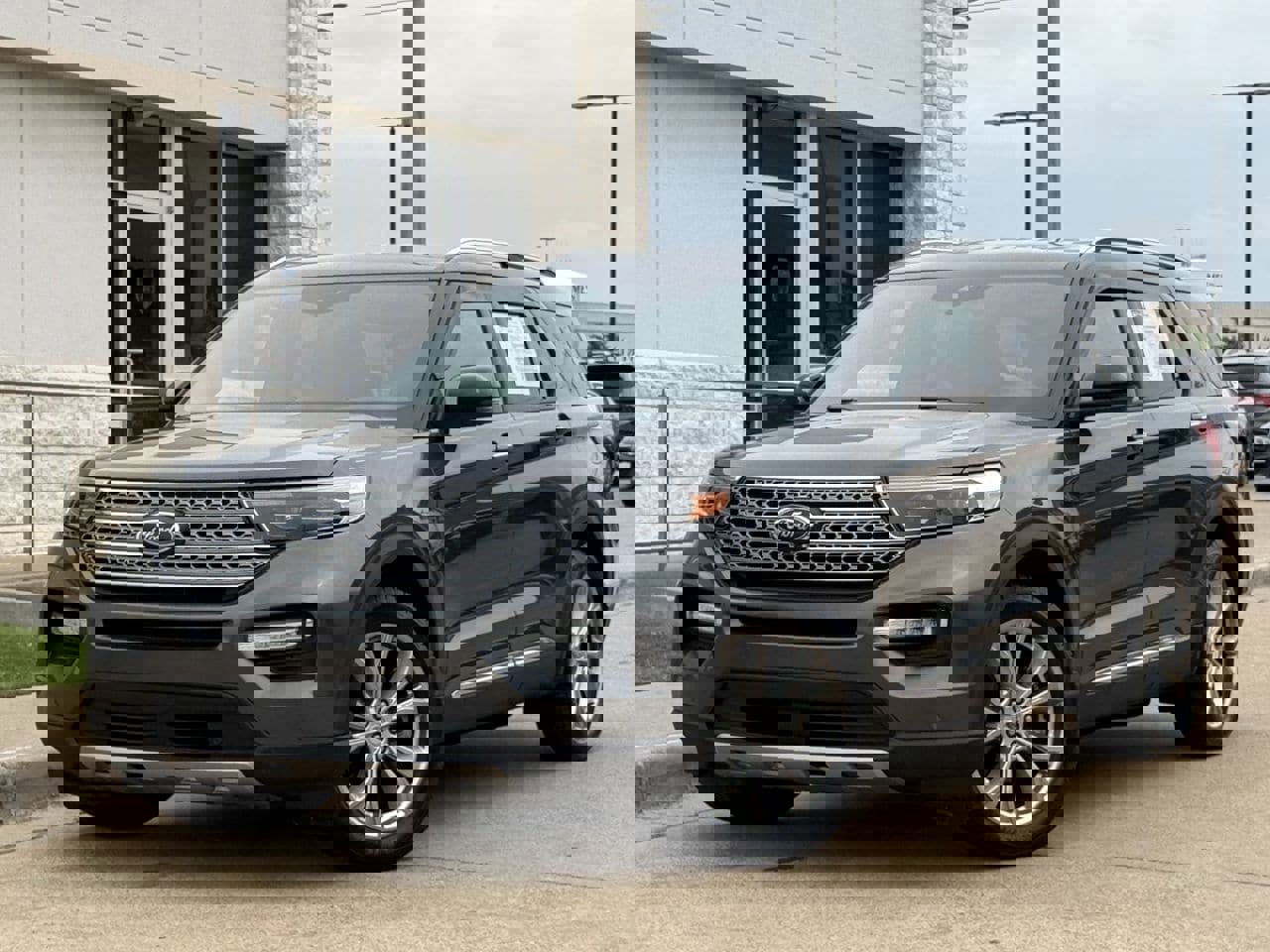 Used 2020 Ford Explorer Limited image 2