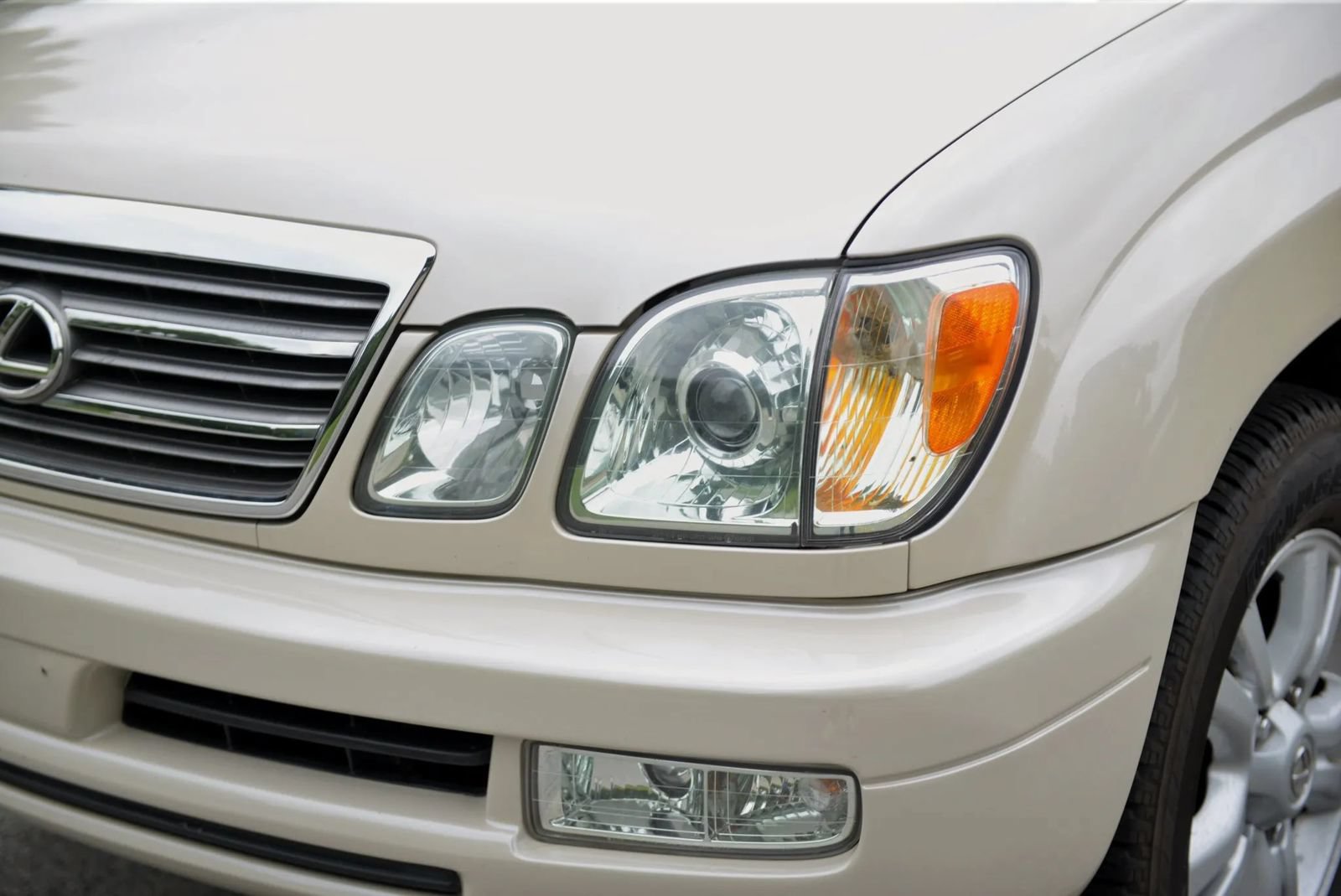 Used 2005 Lexus LX 470 4WD image 33