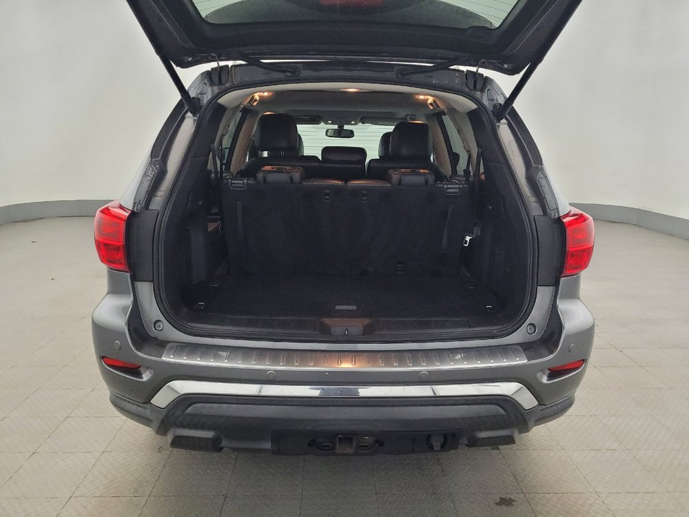 Used 2017 Nissan Pathfinder Platinum w/ Cargo Package image 29