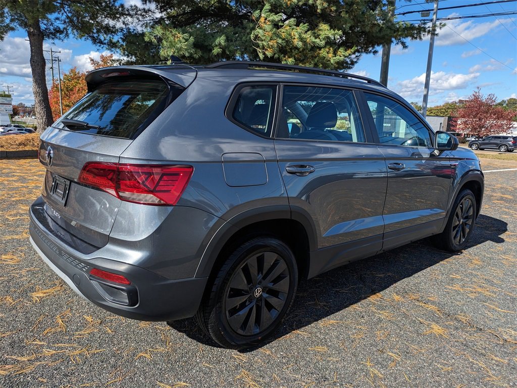 Used 2024 Volkswagen Taos S image 4