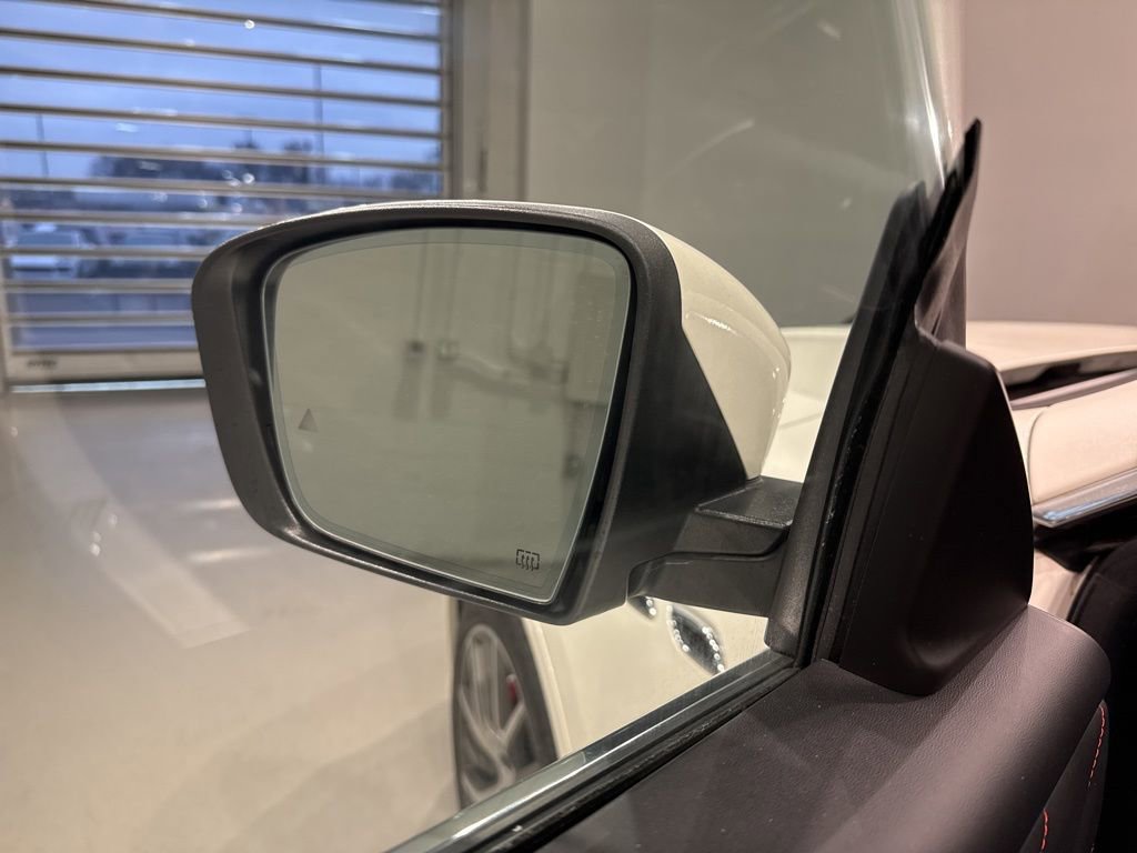 Used 2021 Maserati Levante GranSport image 17