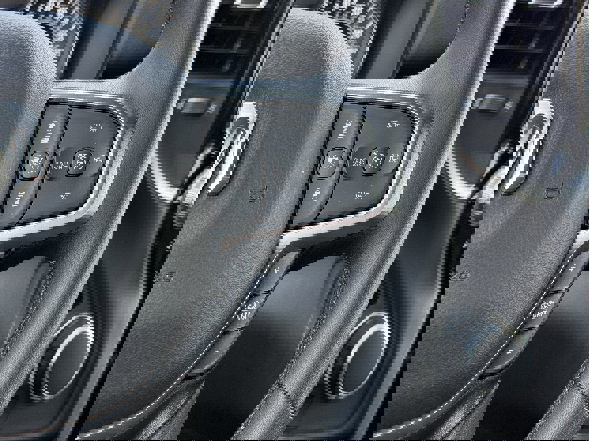 Used 2025 RAM 1500 Big Horn image 16