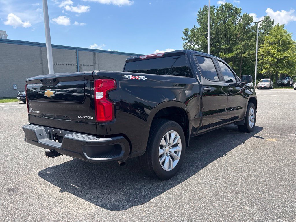 Used 2022 Chevrolet Silverado 1500 Custom AWD/4WD image 17
