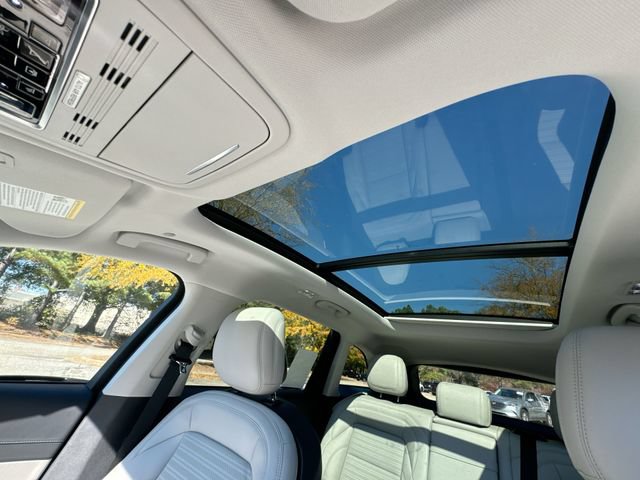 New 2026 Lincoln Nautilus Reserve w/ Jet Appearance Package AWD/4WD image 22