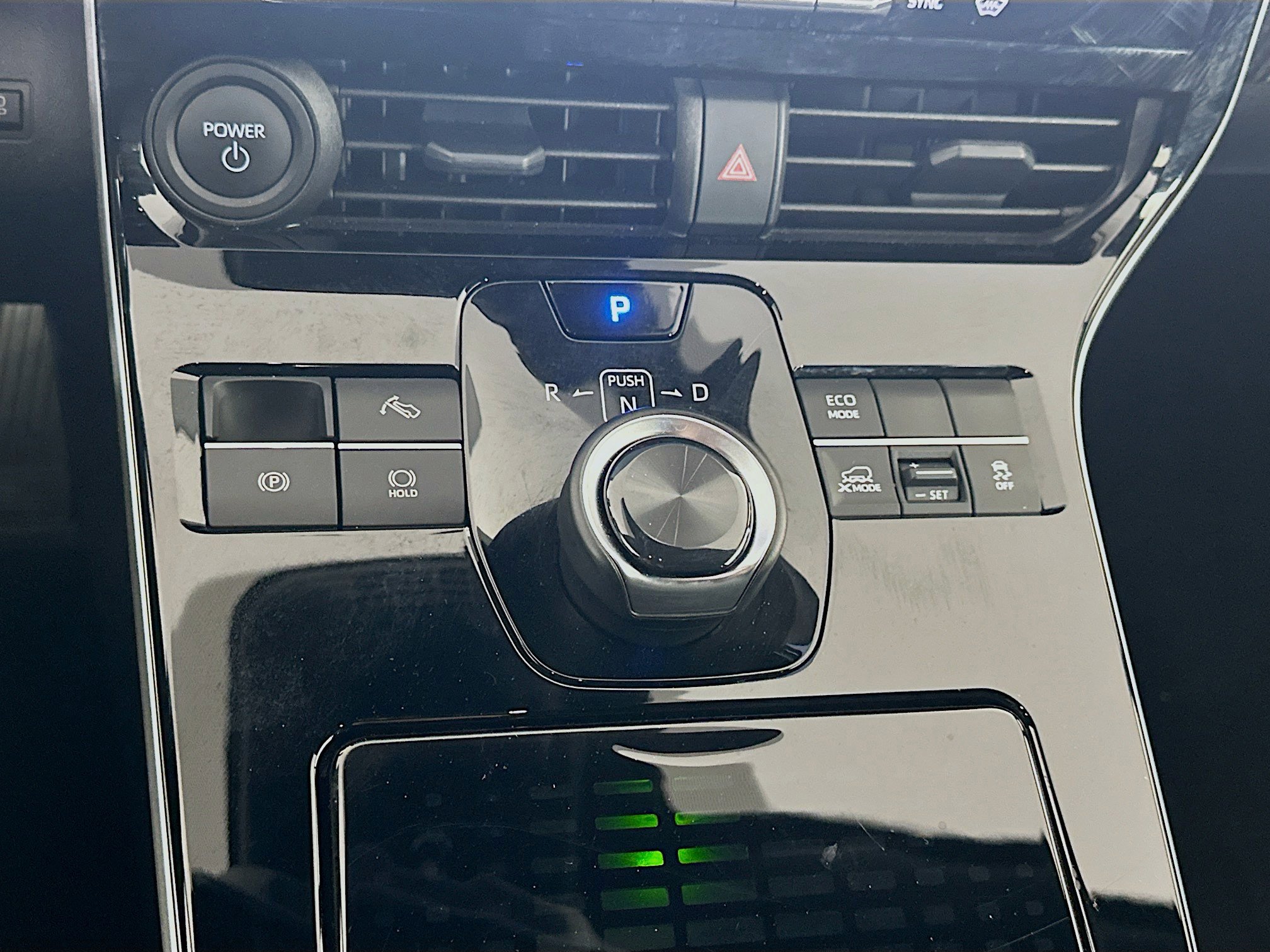 Used 2024 Toyota bZ4X XLE w/ Weather Package image 25