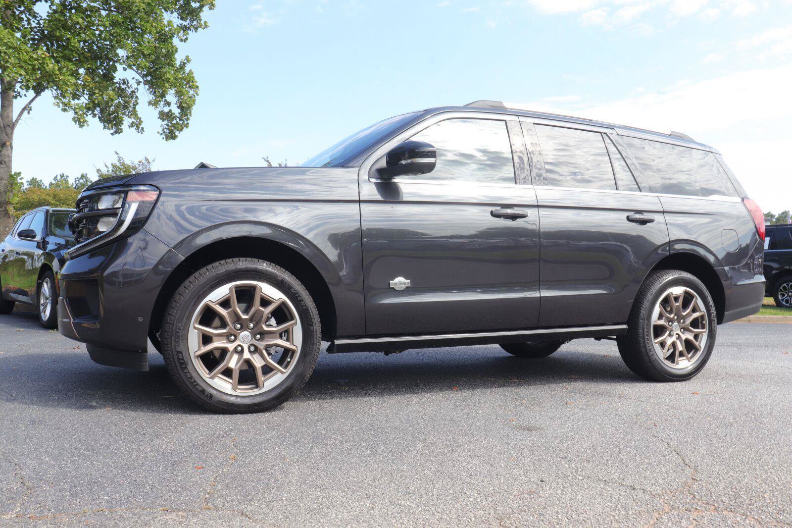 Used 2025 Ford Expedition King Ranch AWD/4WD image 51