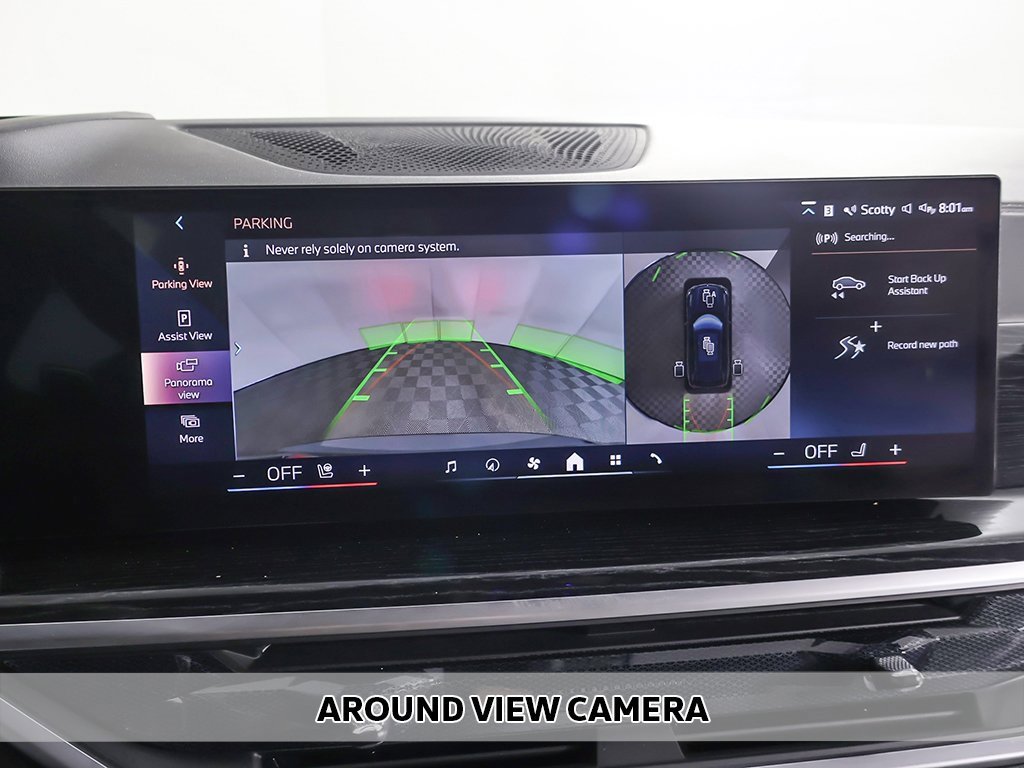 Used 2024 BMW X5 xDrive40i w/ M Sport Package image 5