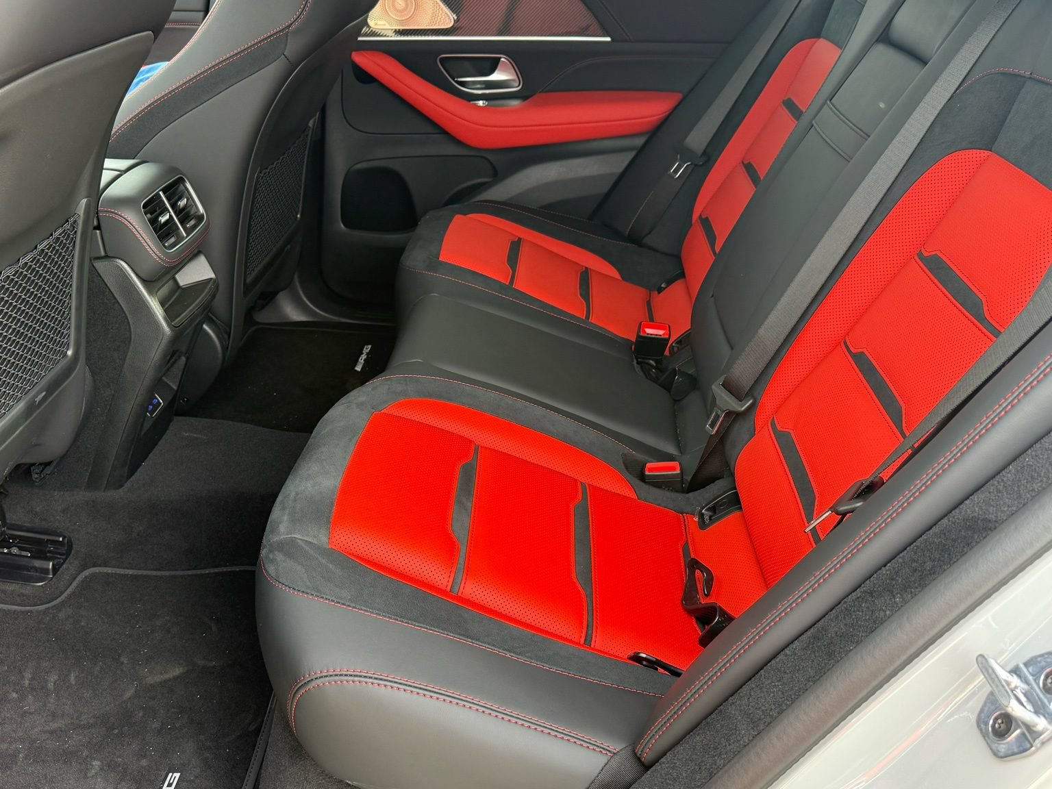 New 2026 Mercedes-Benz GLE 63 AMG S image 31