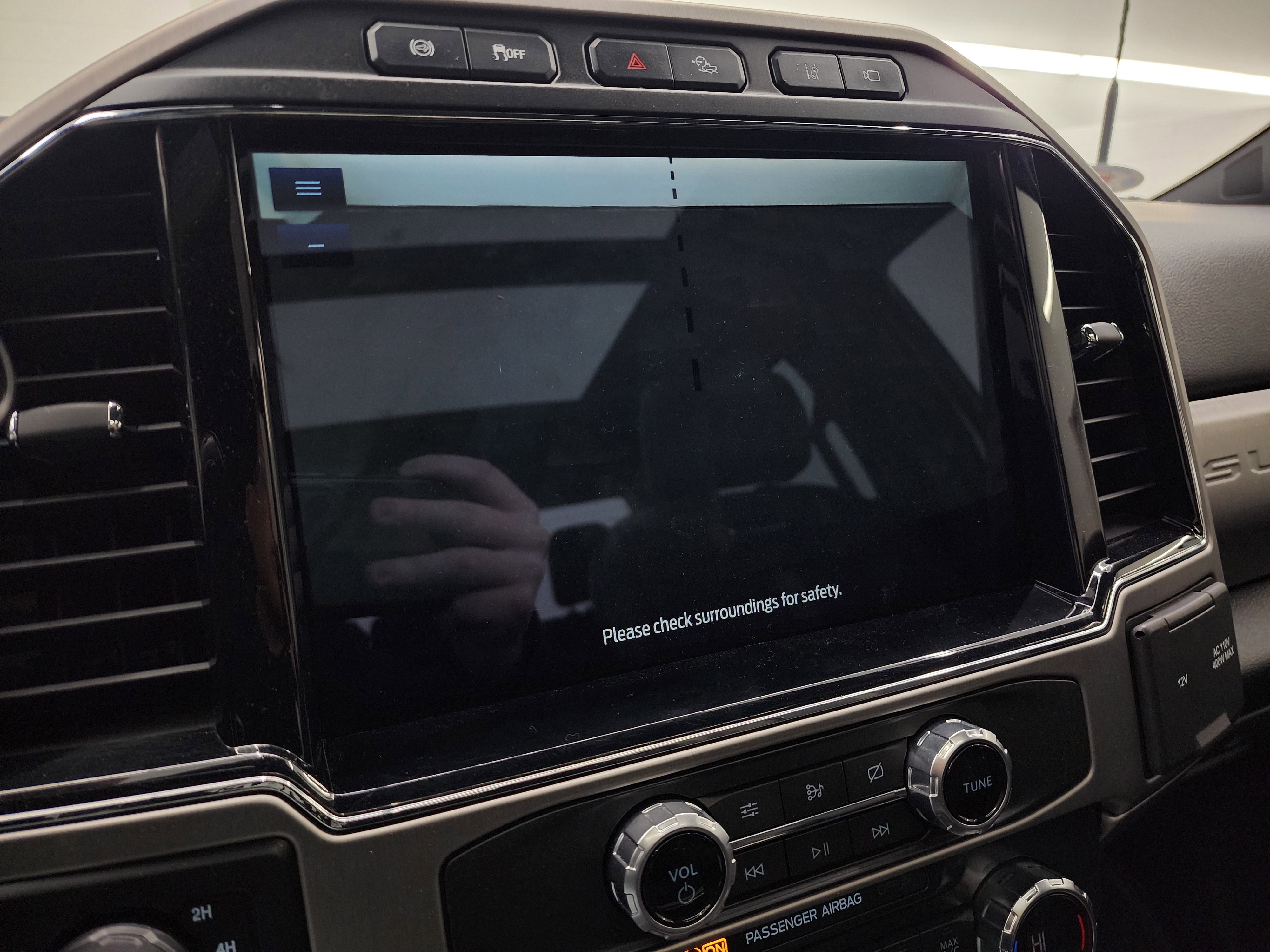 Used 2022 Ford F250 Platinum w/ Tremor Off-Road Package image 16