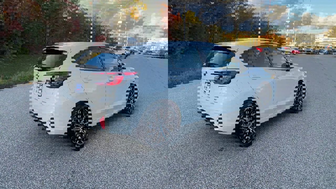 Used 2024 Subaru Impreza 2.0i Sport image 9