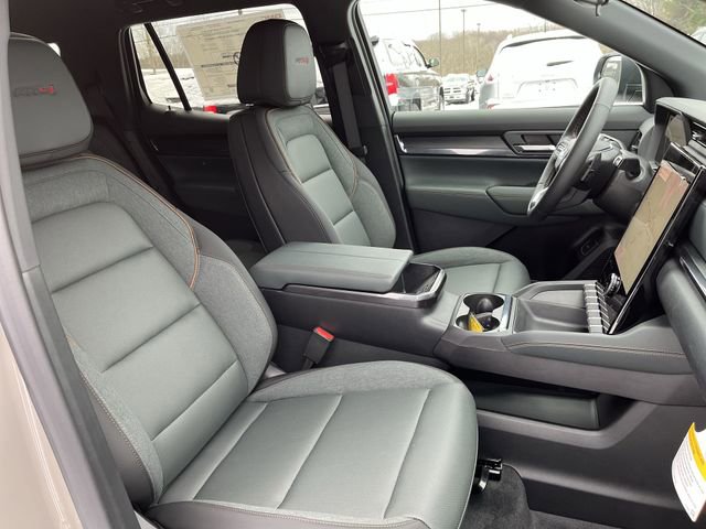 New 2026 GMC Terrain AT4 w/ LPO, Floor Liner Package image 27
