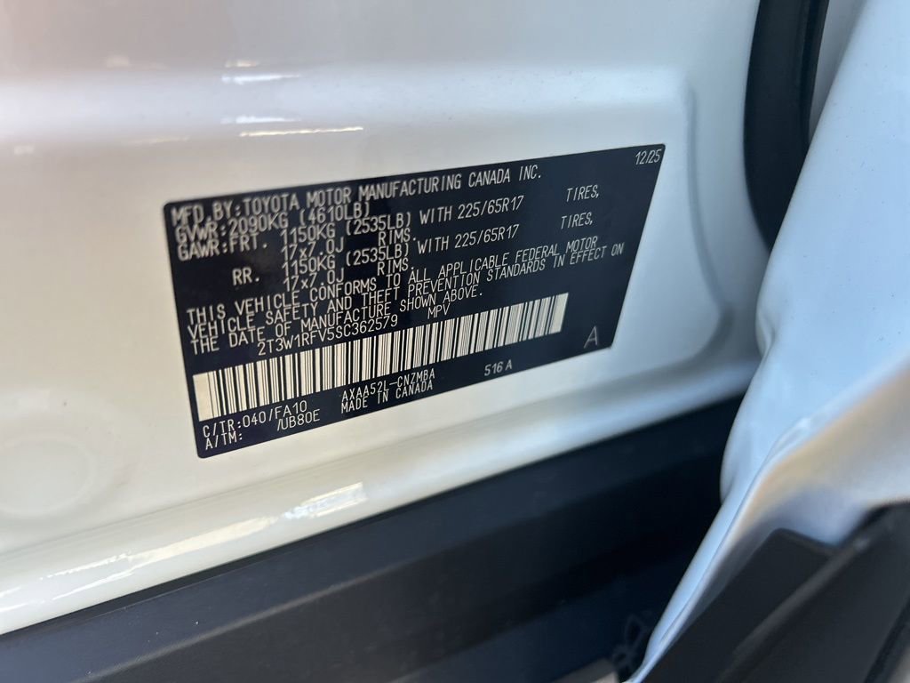 New 2025 Toyota RAV4 XLE image 4