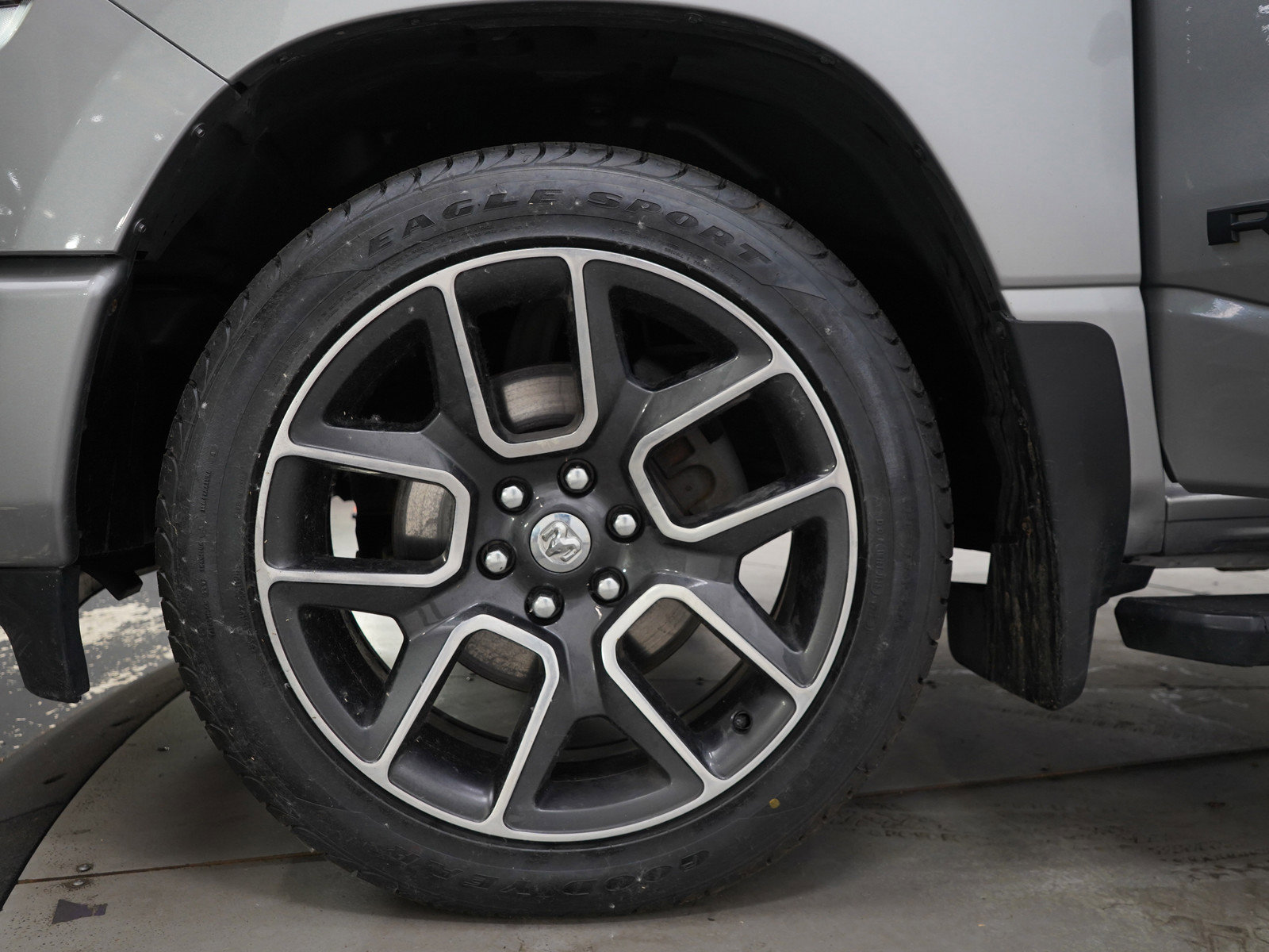 Used 2019 RAM 1500 Sport w/ Level 2 Equipment Group AWD/4WD image 31