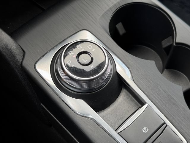Used 2025 Ford Escape ST-Line FWD image 24