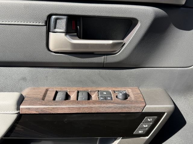 Used 2025 Toyota Tundra Limited image 26