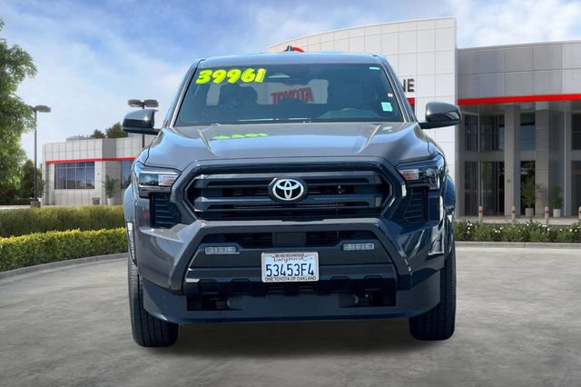 Used 2025 Toyota Tacoma SR5 AWD/4WD image 10