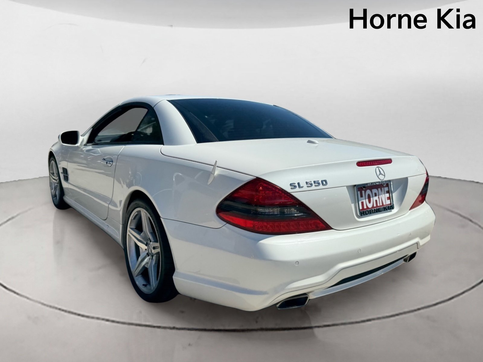 Used 2011 Mercedes-Benz SL 550 image 5