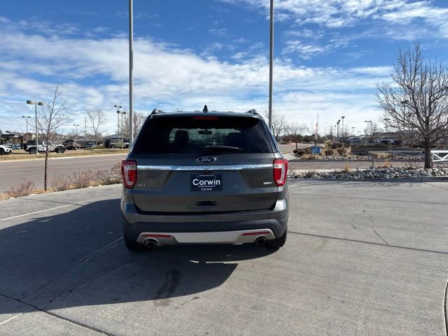 Used 2017 Ford Explorer XLT w/ Equipment Group 202A image 9