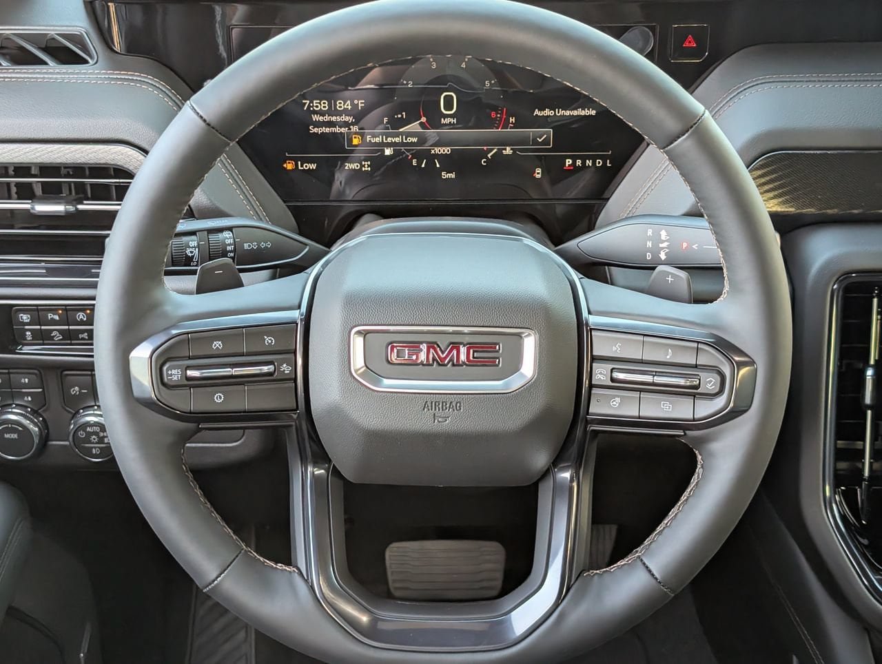 New 2026 GMC Yukon AT4 w/ AT4 Premium Package AWD/4WD image 10
