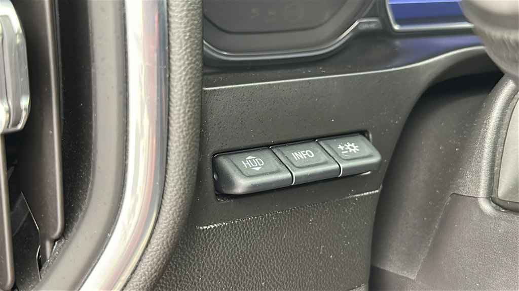 Used 2021 GMC Sierra 1500 AT4 w/ AT4 Premium Package AWD/4WD image 27