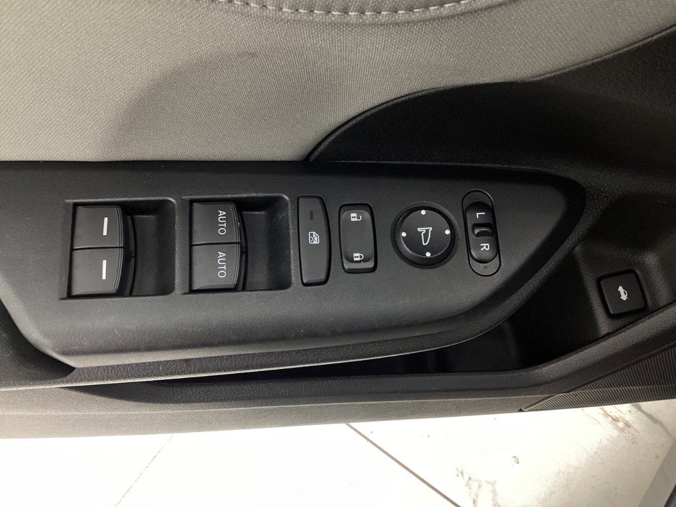 Used 2018 Honda Civic EX image 36