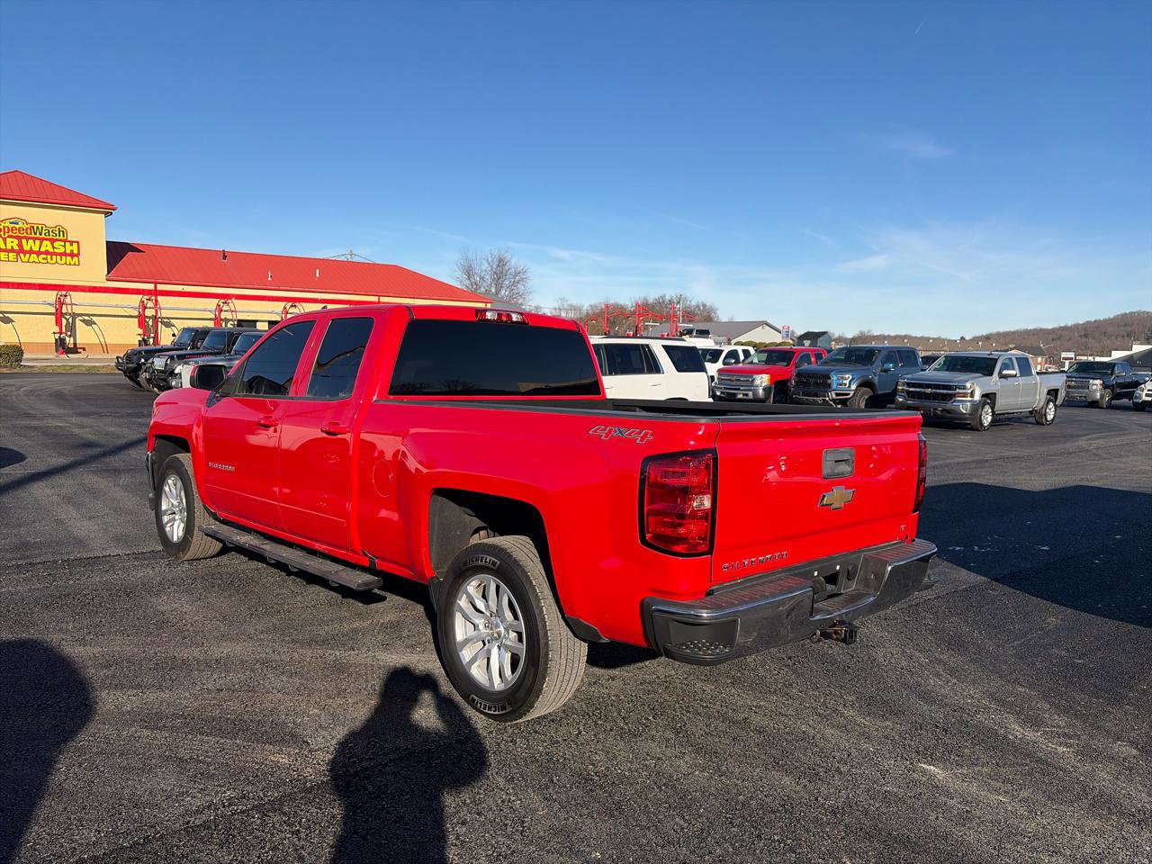 Used 2017 Chevrolet Silverado 1500 LT w/ All Star Edition AWD/4WD image 5